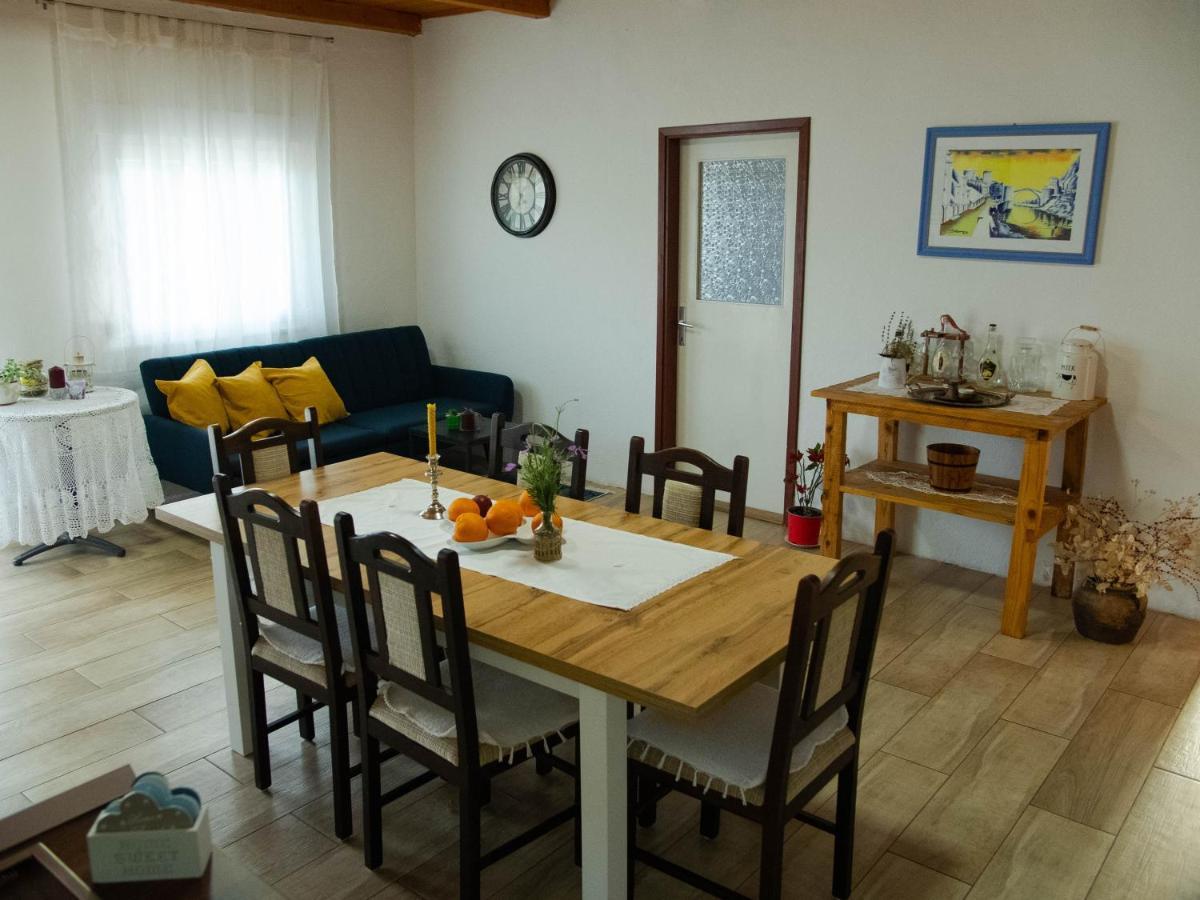 Apartment Village House Ravno 외부 사진